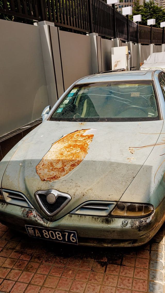 Alfa Romeo 166