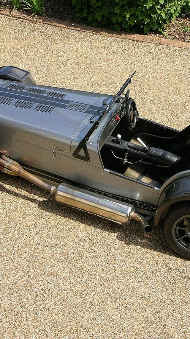 Caterham R 400
