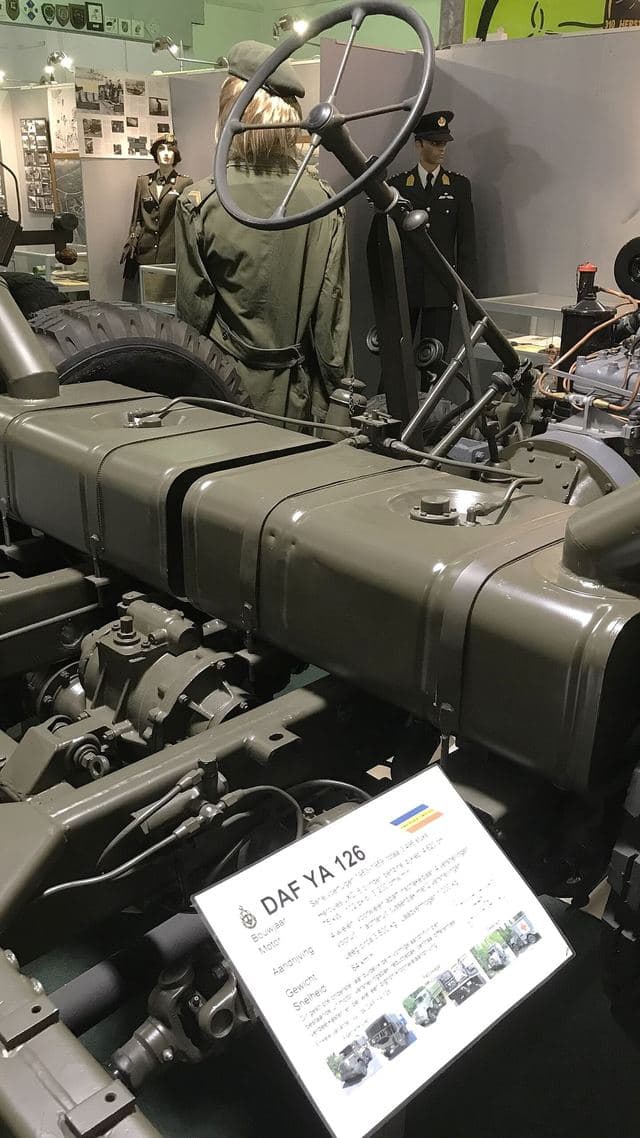 DAF YA 126