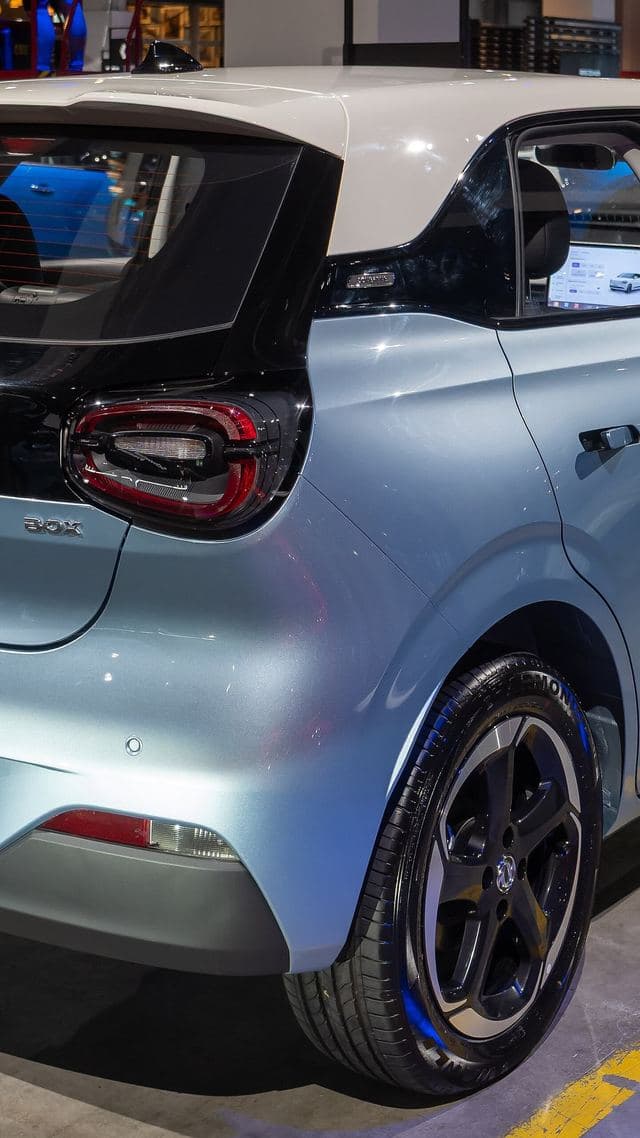 Dongfeng Box