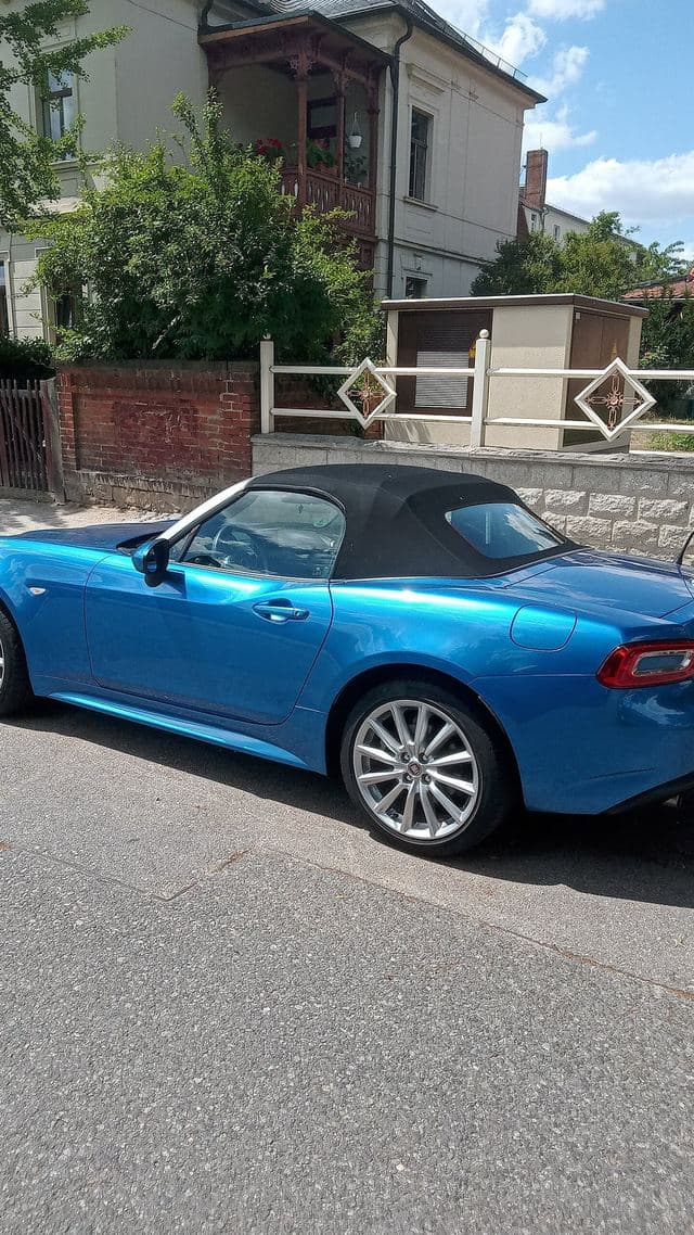 Fiat 124 Spider