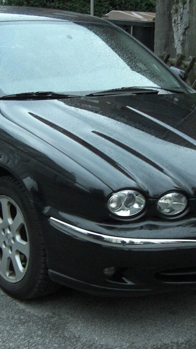Jaguar X-Type
