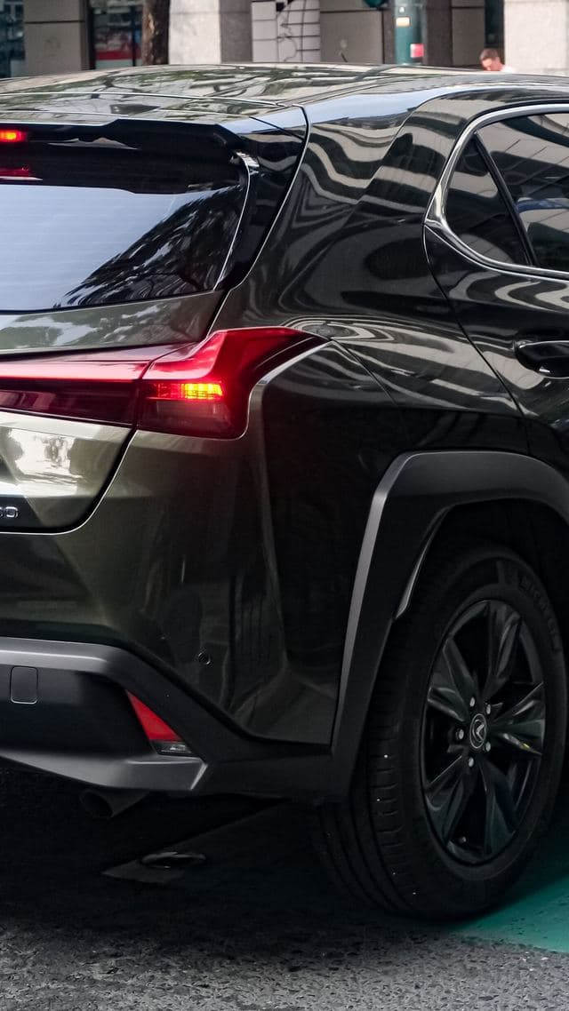 Lexus UX 200