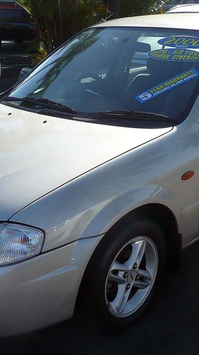 Mazda 323