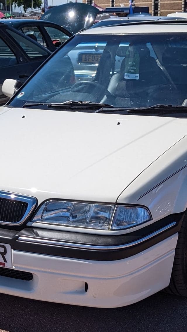 Rover 220