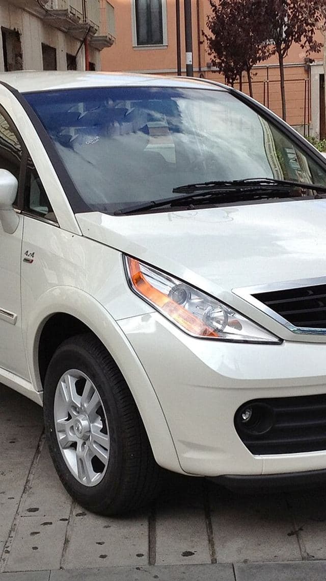 Tata Aria