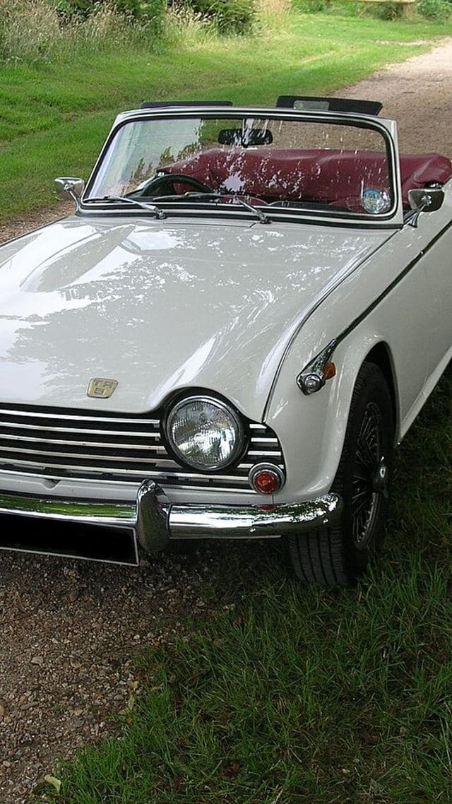 Triumph TR5
