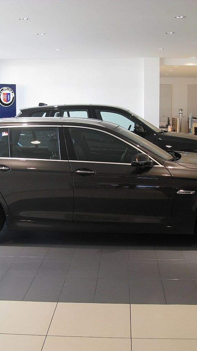 Alpina D5