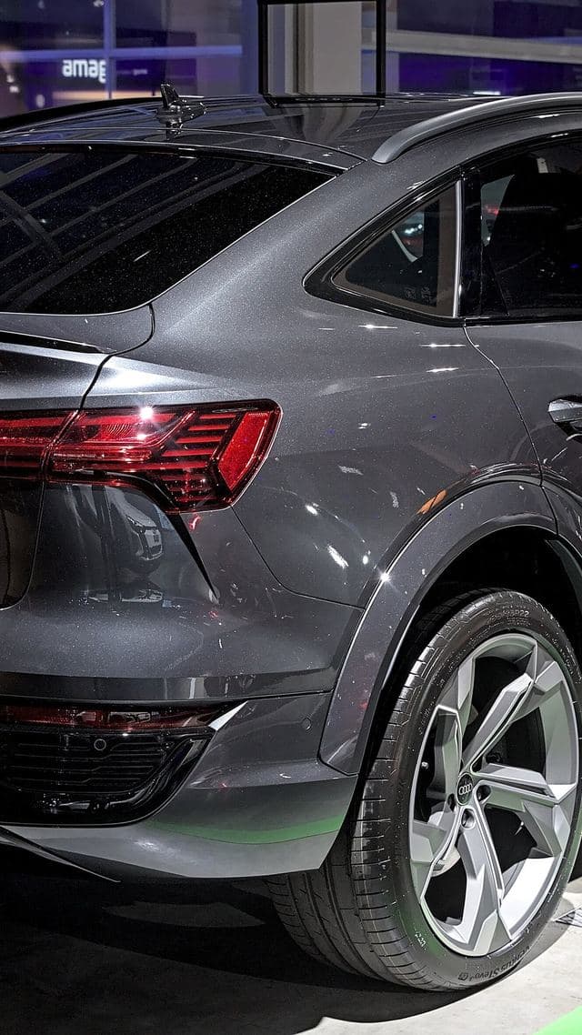 Audi SQ8 e-tron