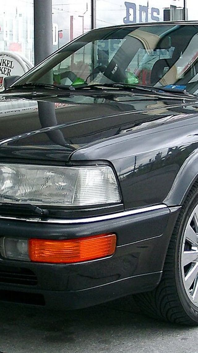 Audi V8