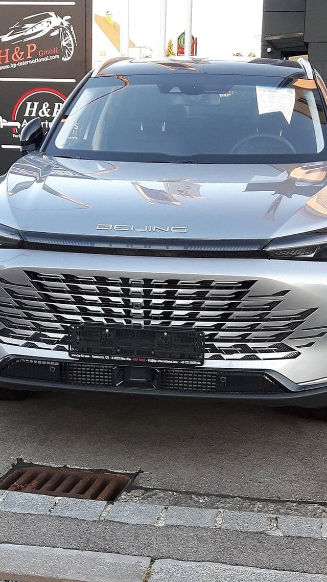 BAIC Beijing X75