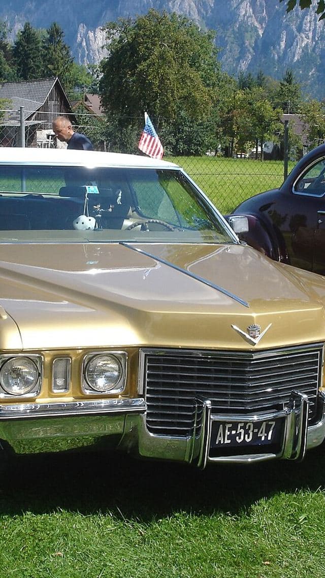 Cadillac Deville