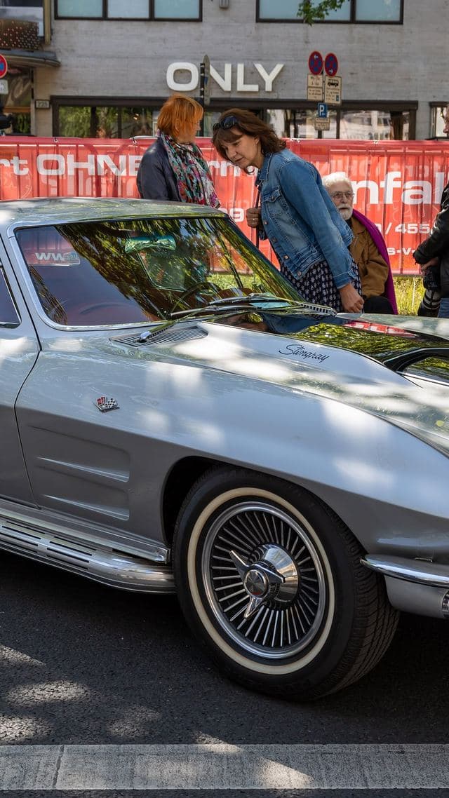 Corvette C2