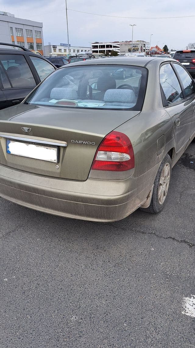 Daewoo Nubira