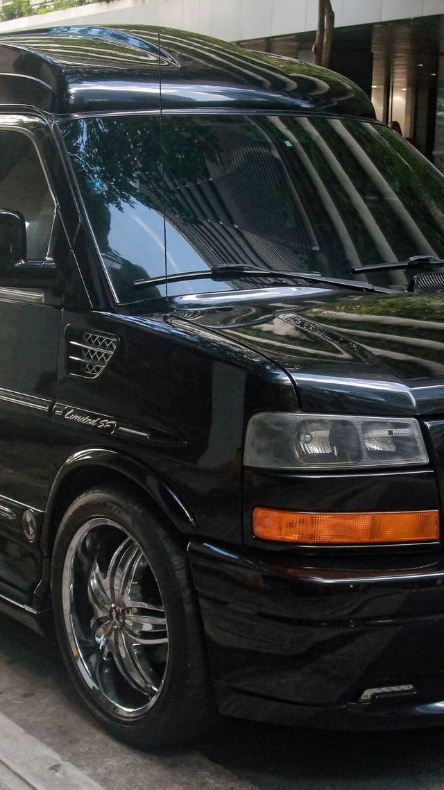 GMC Savana