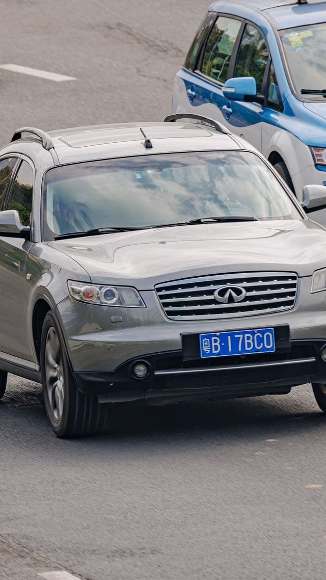 Infiniti FX