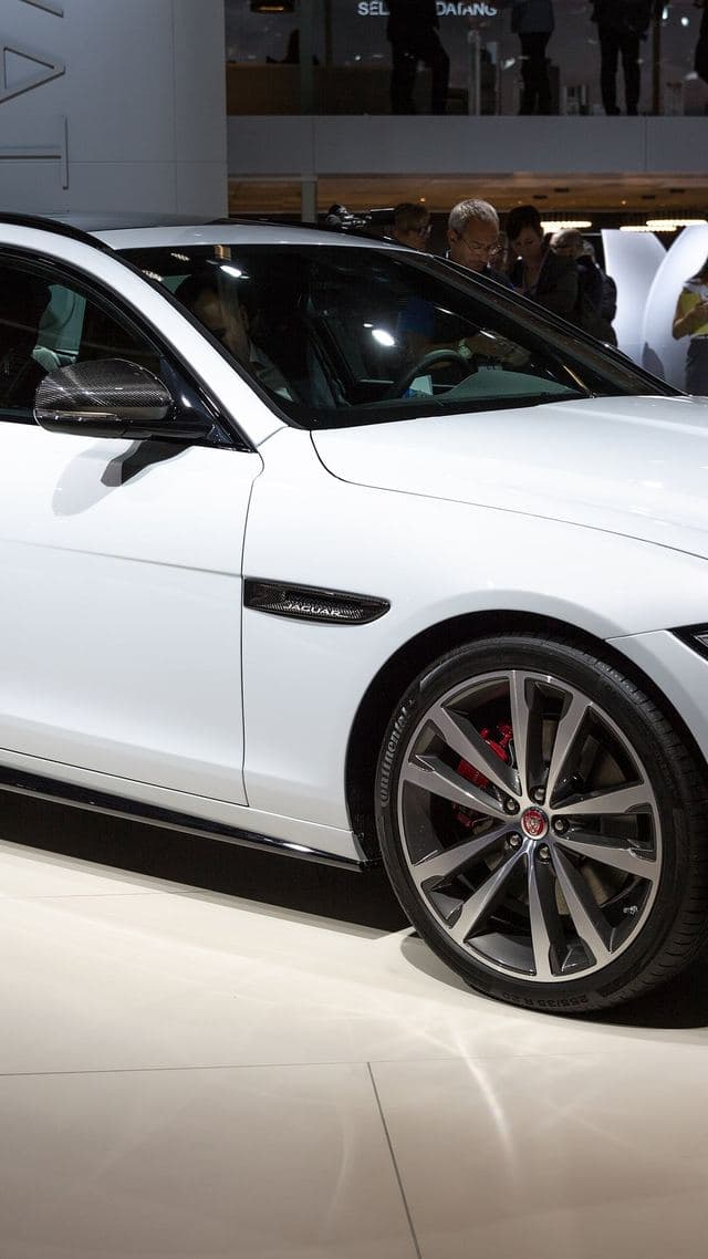 Jaguar XF