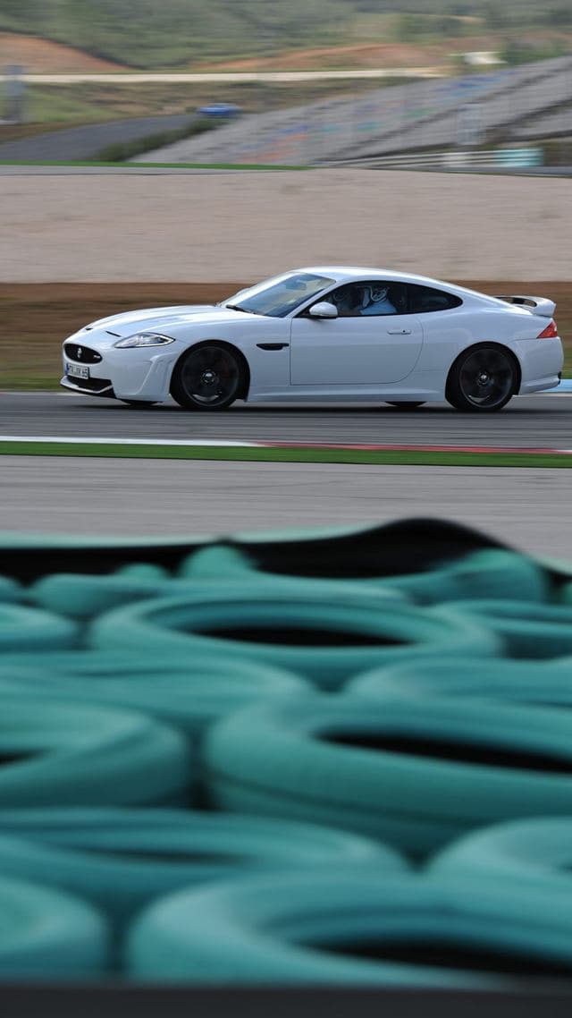 Jaguar XKR