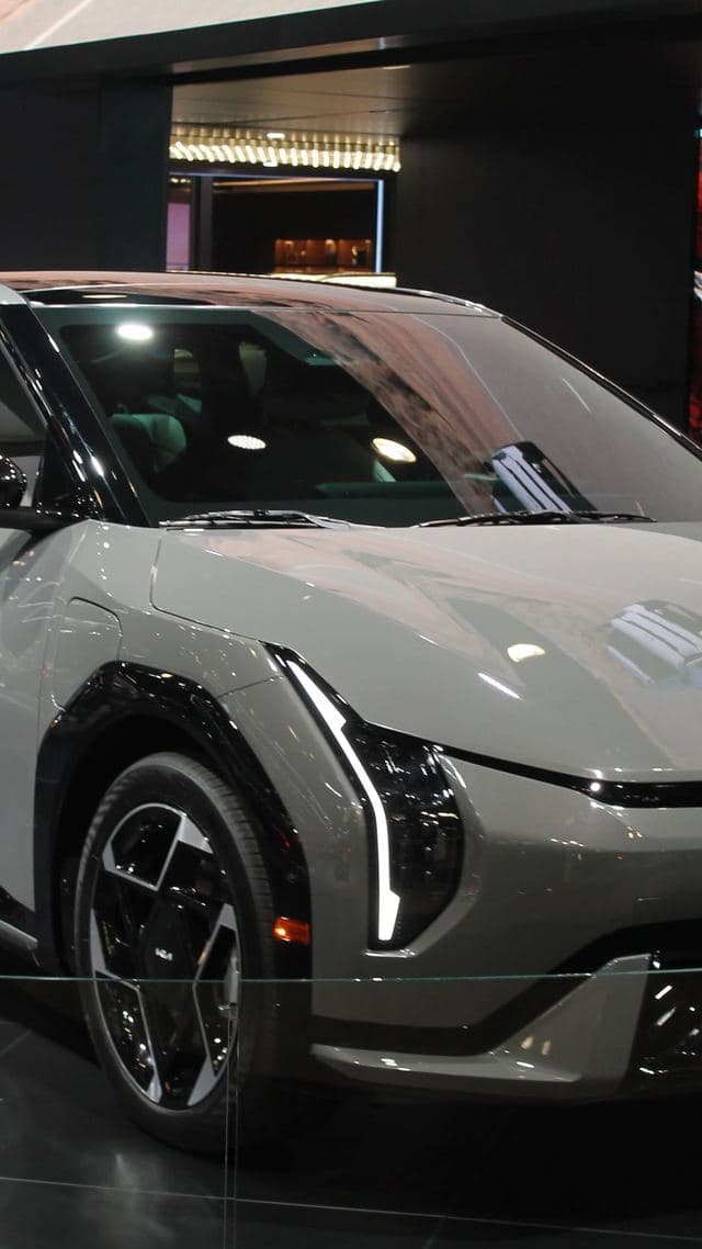 Kia EV4