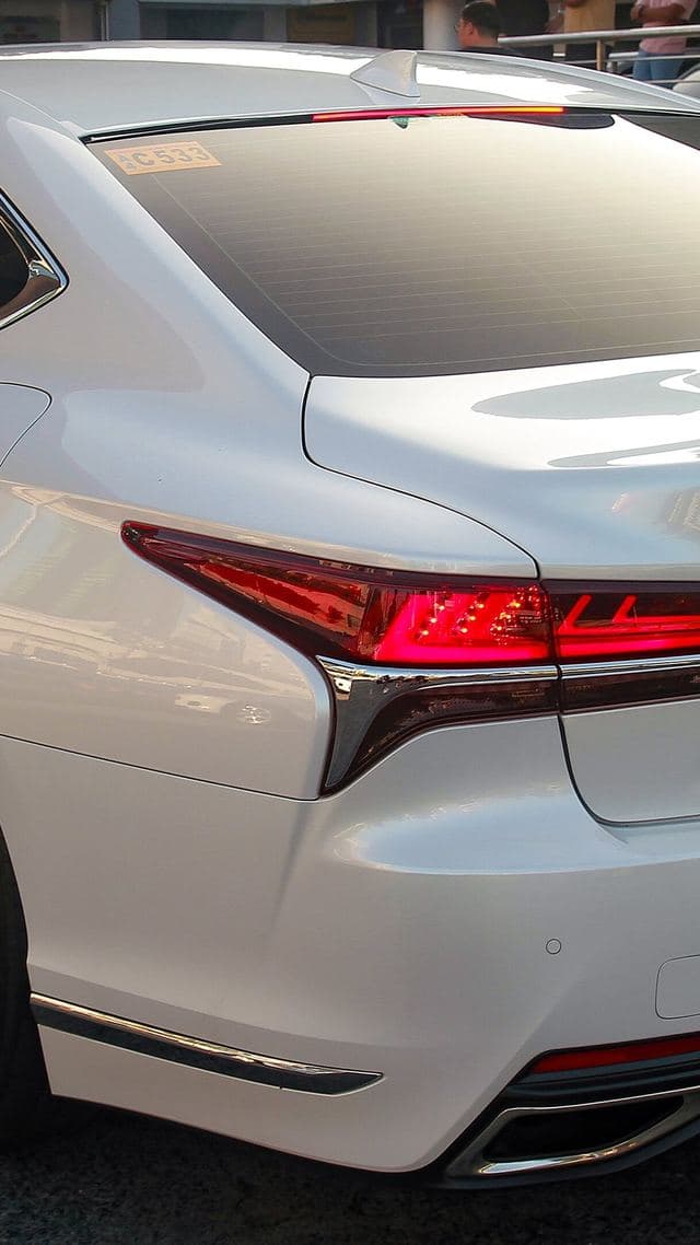 Lexus LS 500