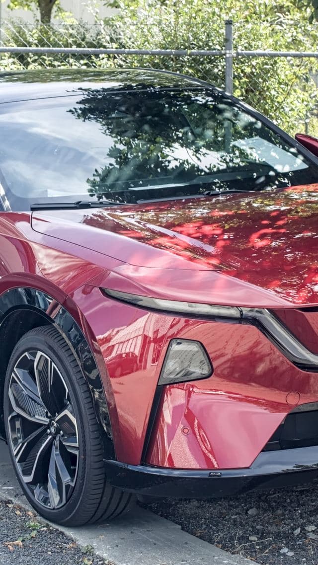 Mazda CX-6e