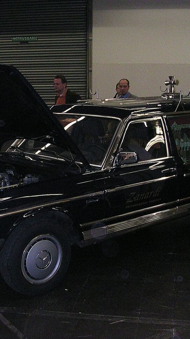 Mercedes-Benz 240