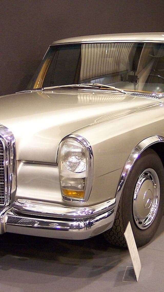 Mercedes-Benz 600