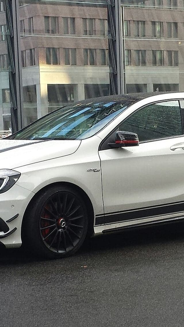 Mercedes-Benz A 45 AMG