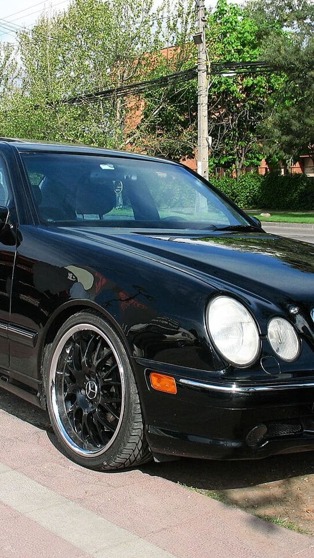 Mercedes-Benz E 55 AMG