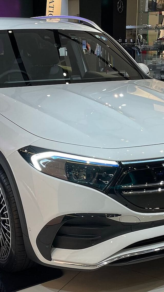 Mercedes-Benz EQB 250