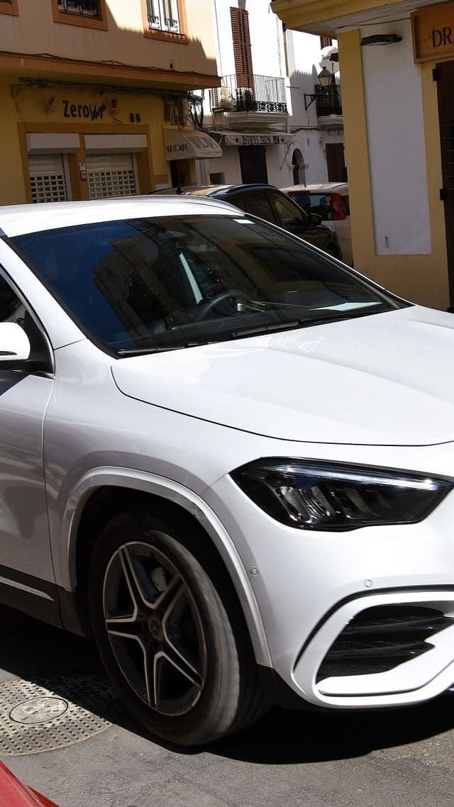 Mercedes-Benz GLA 180
