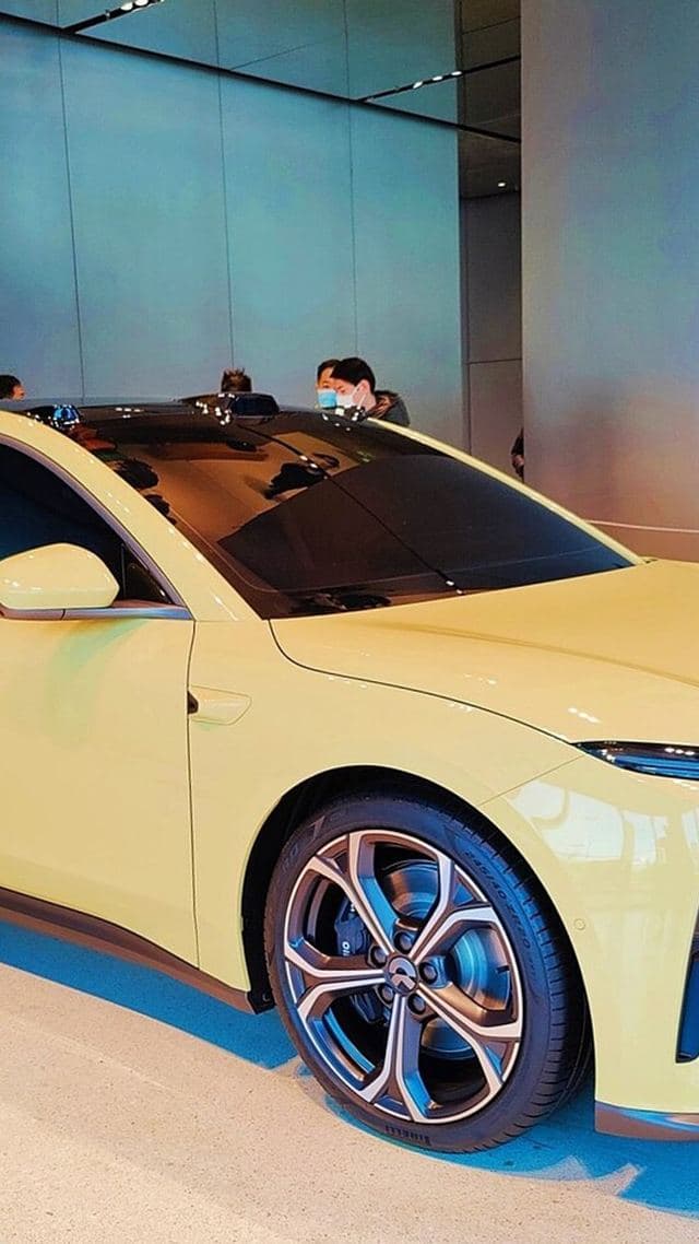 NIO ET5