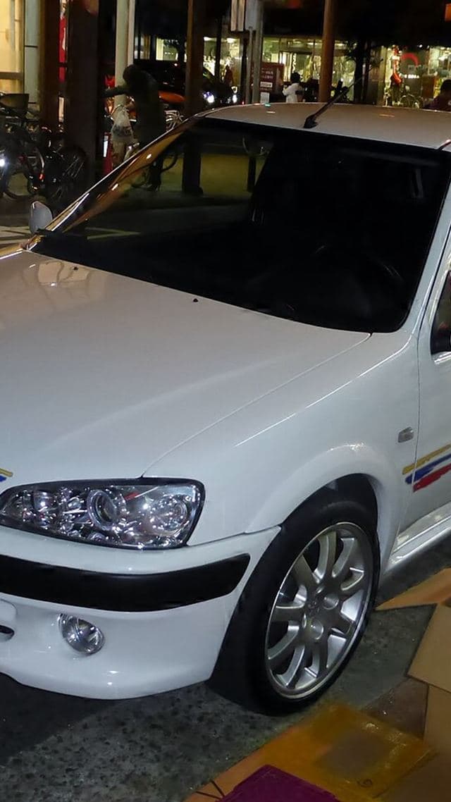 Peugeot 106