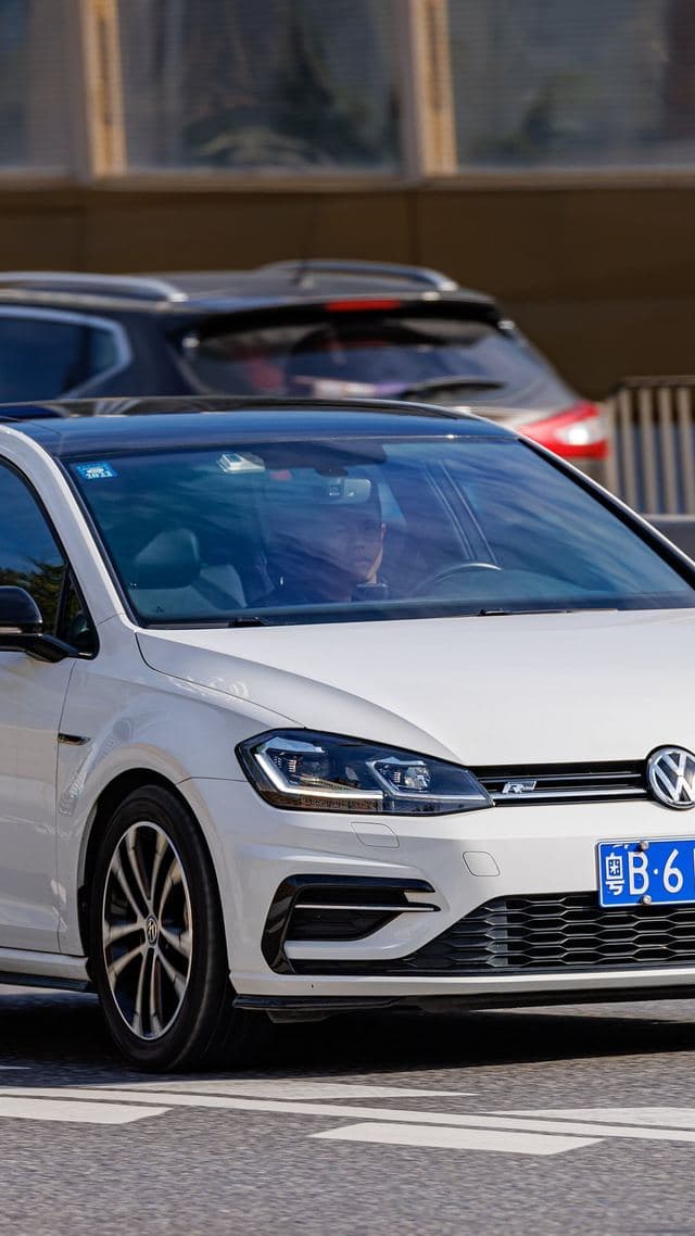 Volkswagen Golf R