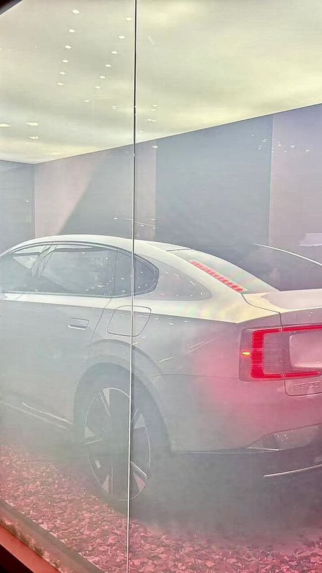 Volvo ES90