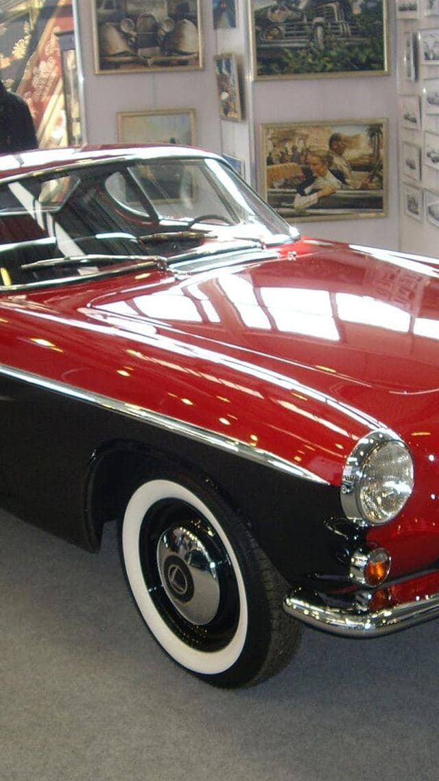 Volvo P1800